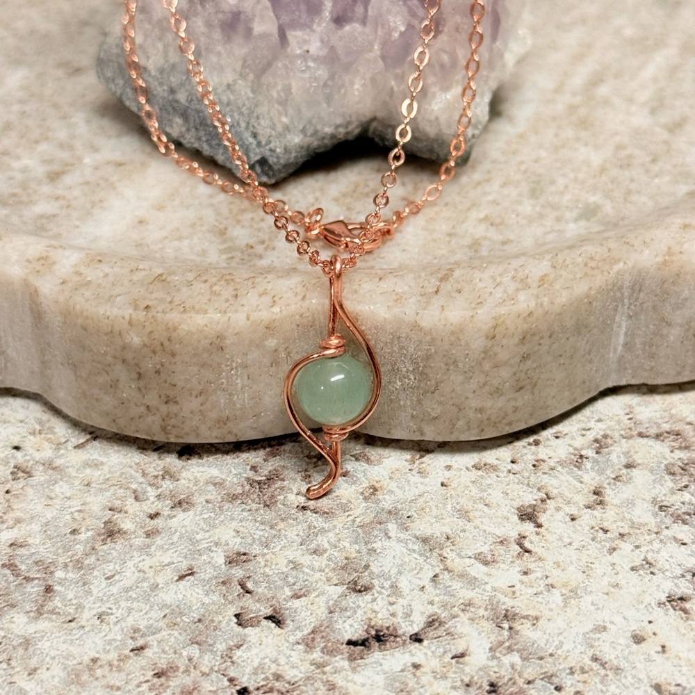 Aventurine Rose Gold Copper Wire-wraped Pendant Necklace